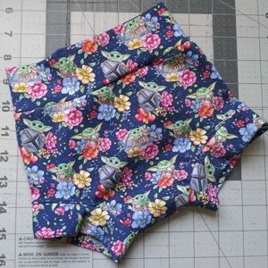 Baby Yoda Floral Bummies